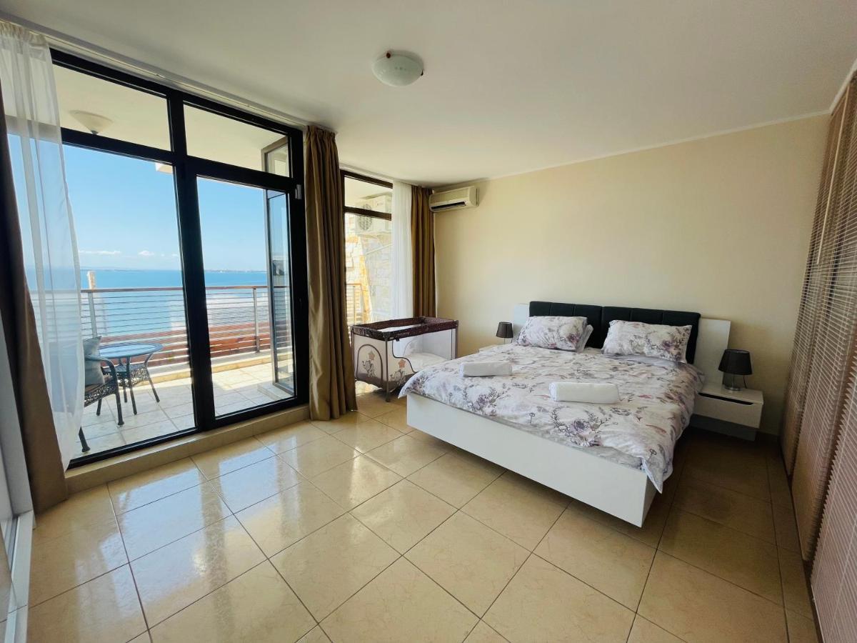 Dolce Vita Sea View Apartment Szveti Vlasz Kültér fotó